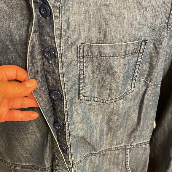 Boden Signature Denim Dress Casual Elegance with a Flattering Fit - Picture 7 of 10